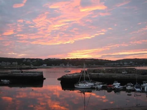 Spectacular Sunsets from the Waterfront Apartment