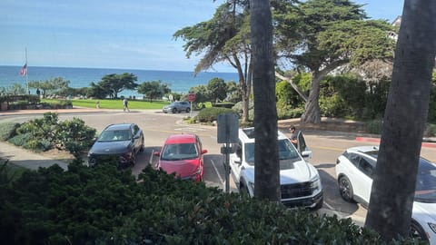 View of Ocean and Seagrove Park from sitting on chairs or couch 