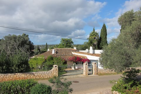 Villa Fumone - looking from our neighbor accross the street - View Westwards