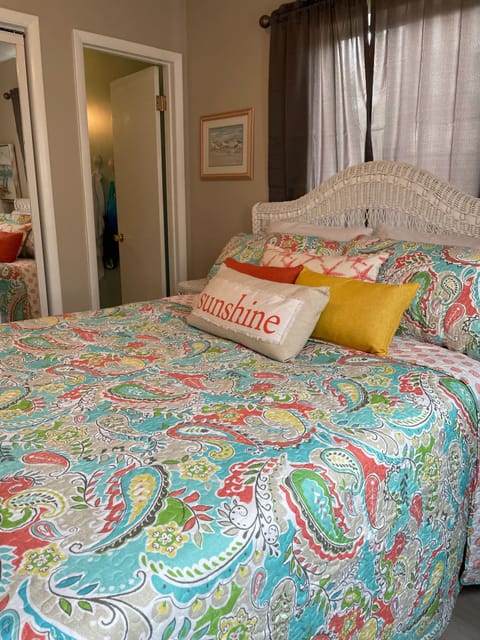 Master bedroom with queen bed.