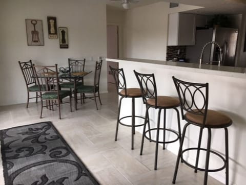 Bar & Table Seating in Kitchen