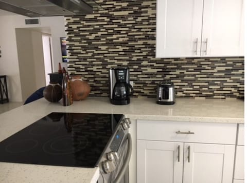 Coffee Maker & Toaster