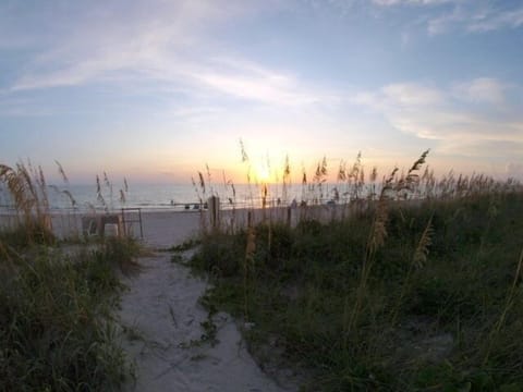 captiva sunset steps away from your condo