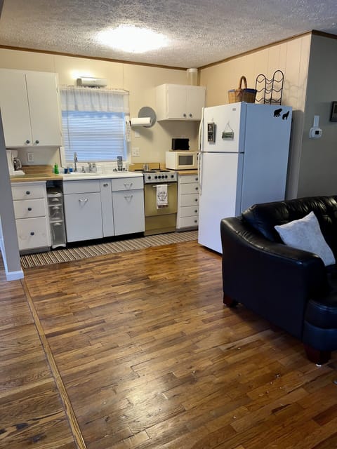 Kitchen with everything you’ll need.