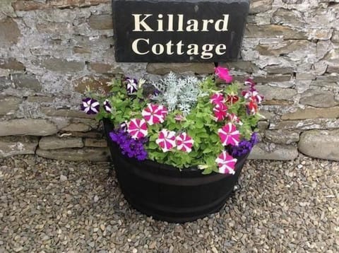 Killard Cottage Sign- watch out for this when arriving!