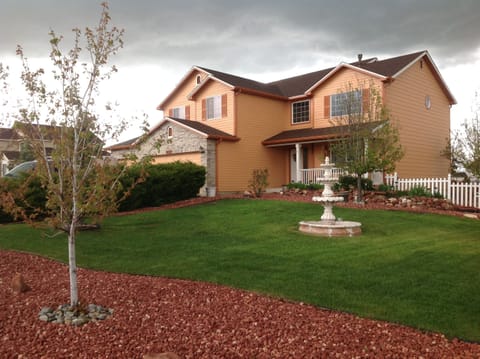 Casa Cordova
side view