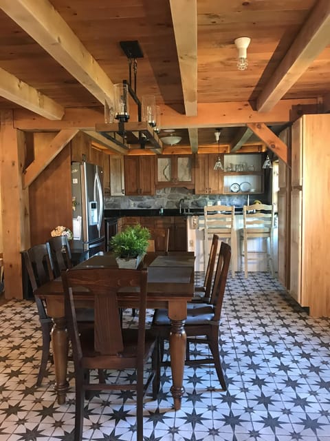 Kitchen/Dining; double stainless fridge, pantry, 2 sinks