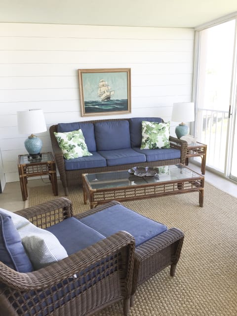 Your lanai overlooking the ocean