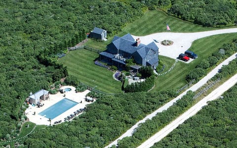 Main house and pool grounds