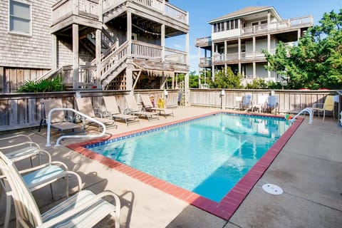 Surf-or-Sound-Realty-Bay-Dreamin-385-Pool-1