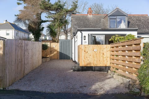 Driveway parking for 2 cars