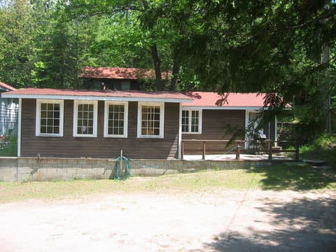 R n R Retreat