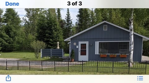 Torch Lake Sandbar across the street. Clean and neat.