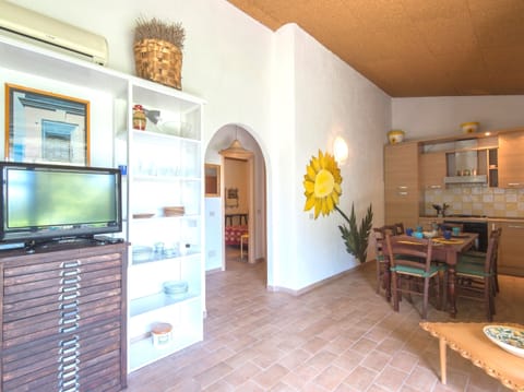 The living-room (and the kithen-corner)