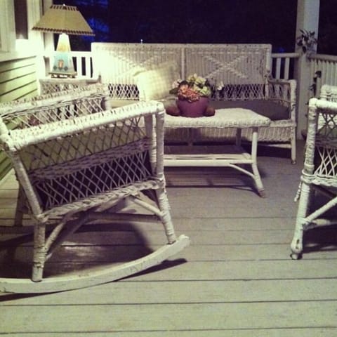 Return after a busy day out & about.  Relax & re-connect with those you love.