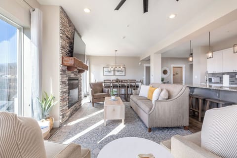 Main level entertainment space with room for everyone