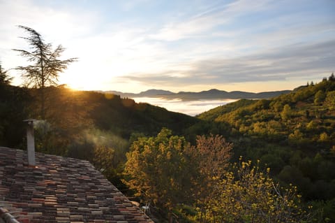 The cottage is south facing and offers a beautiful panorama of the valley.