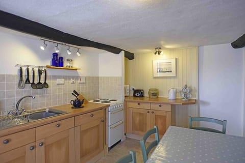 Kitchen and dinning room.