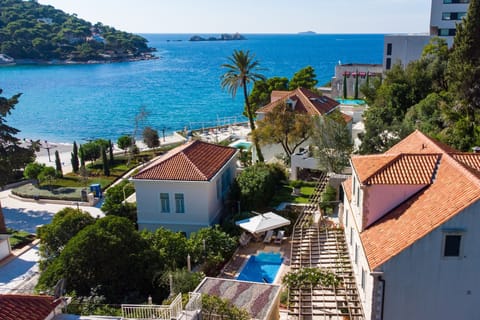 Vicinity to Sea and Beach