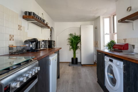 Fresh Escapes, Crabshack, sleeps 6, Teignmouth