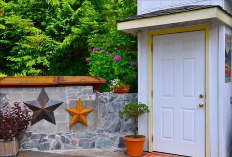 Welcome, Go On Upstairs And Make Yourself At Home!