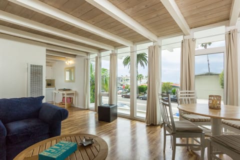 Main Living. Sands starts at the second palm