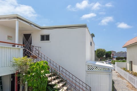 Your Entrance. Private Parking just below. Beach, one walkway and a block away