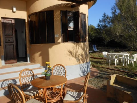 Building Exterior, Garden, Outdoor, Summer