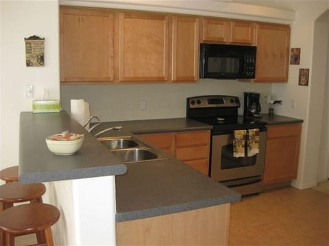 Lovely and Large Fully Equipped Kitchen.