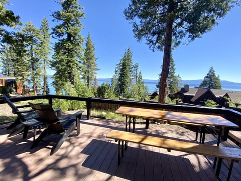 In door, out door lake views all day..
