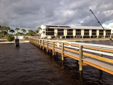 Fishing pier