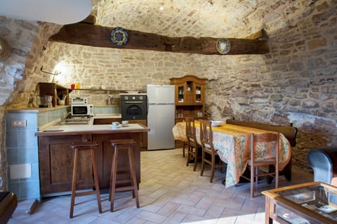 Fully furnished Kitchen