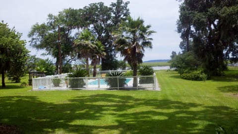 Rear Deck View