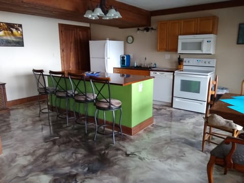 Large island serves your group with ease