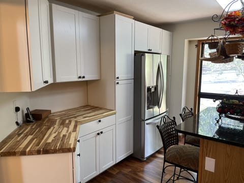 New Additional Kitchen Cabinets