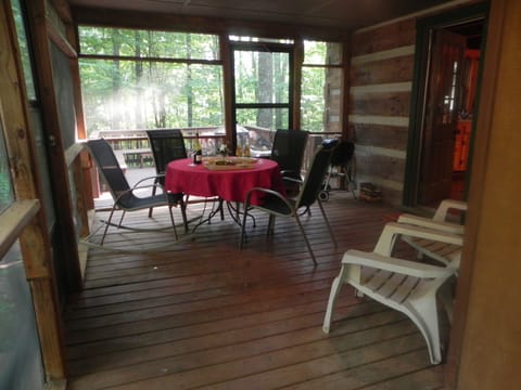Screened Porch just off the kitchen!