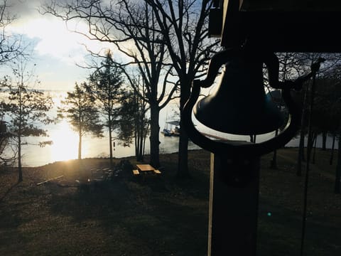 Ring the bell its time for dinner.