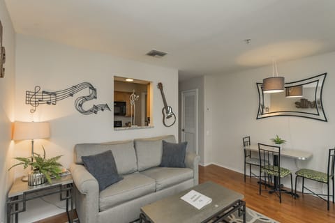 LIVING ROOM WITH QUEEN SLEEPER SOFA AND YOUTUBE TV