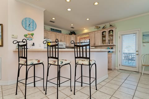 Bar stools/kitchen