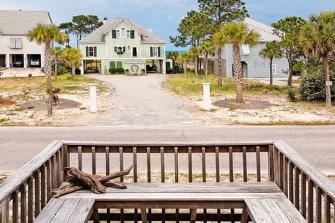 Front Conversation Deck