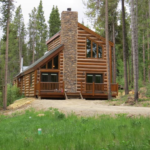 Moose House
Front of House