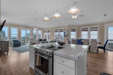 7343SpinnakerCt_3_31_2023