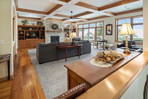 1st floor living room