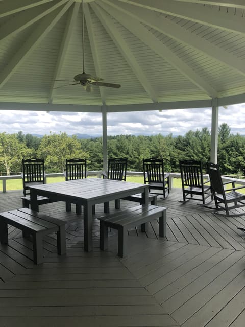 Rock away and eat outdoors enjoying the beauty of the mountains.