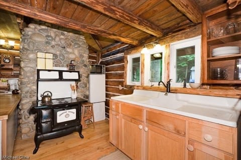Kitchen with Replica Wood Stove, Really Electric!  Antique Kitchen Sink