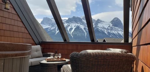 Private Vista of the Majestic Rockies 