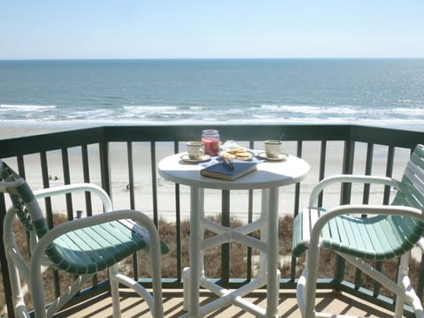 Morning coffee or afternoon tea, its all better by the sea!

