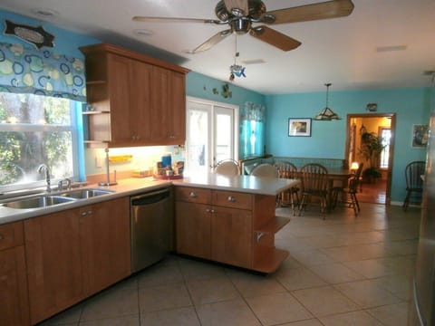 Kitchen - facing rear of house