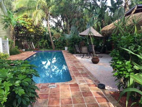 Private pool area