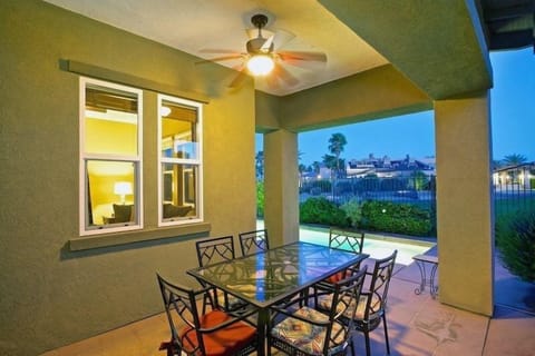 Outside Dining Area with seating for 6